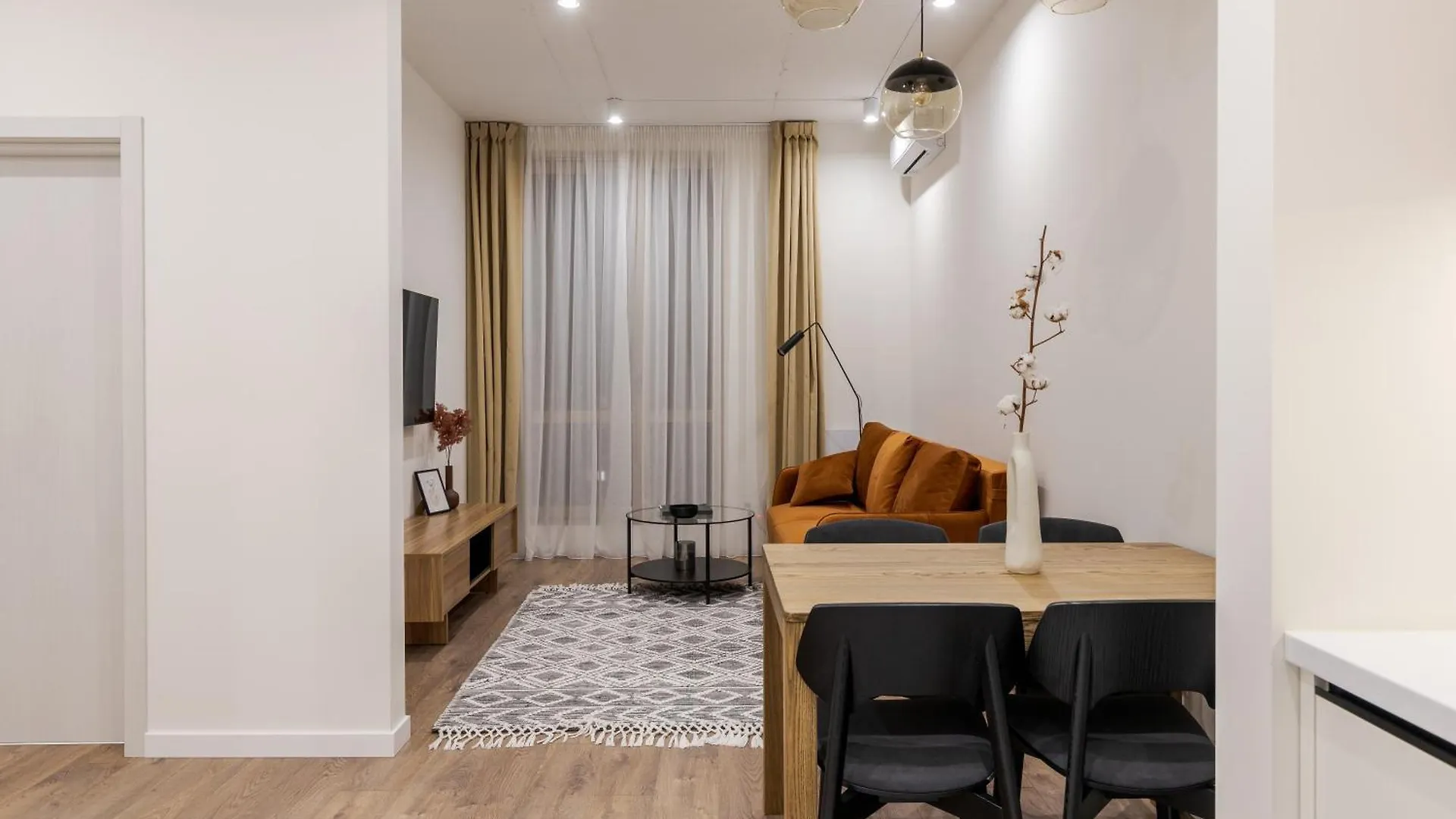 Old City Forum Apartments Lviv